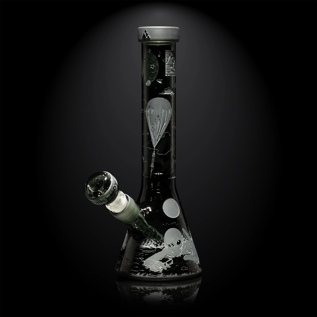 Roswell 1947 10.5" Beaker Bong - view 2 | BDDbrands